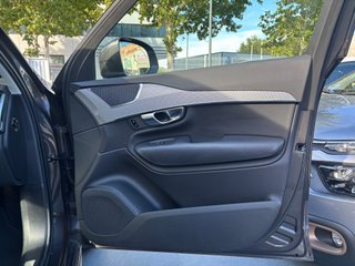 Volvo XC90 2.0 T8 AWD Core Recharge Auto