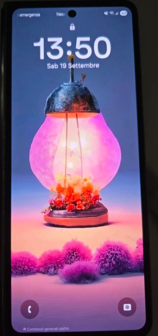Samsung Galaxy Z Fold 4