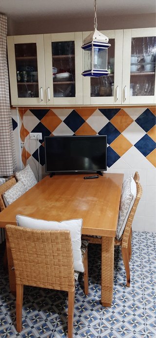 Conjunto mesa y sillas comedor