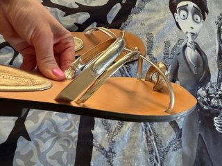Sandalias doradas Stradivarius Talla 38