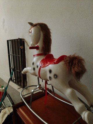 Caballito balancín vintage años 50