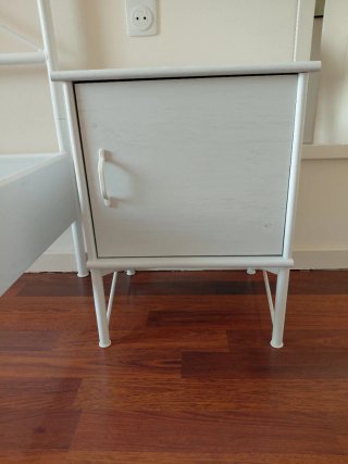 Mesita de noche madera