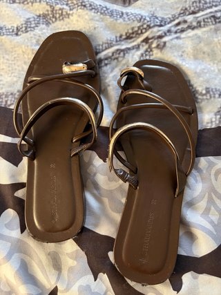 Sandalias Stradivarius Marrón Talla 38