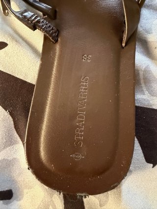 Sandalias Stradivarius Marrón Talla 38