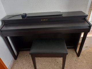 Piano Digital Kawai Marrón Oscuro