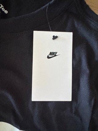 Camiseta Nike Negra Talla xl (niño)