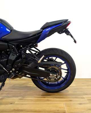 YAMAHA MT-07   (modelo actual) A2 2025