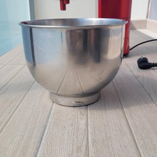 Batidora Amasadora Roja 5L + Bol y Accesorios