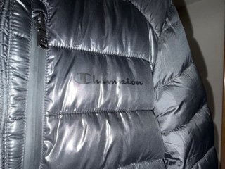 Abrigo Champion Negro Talla M