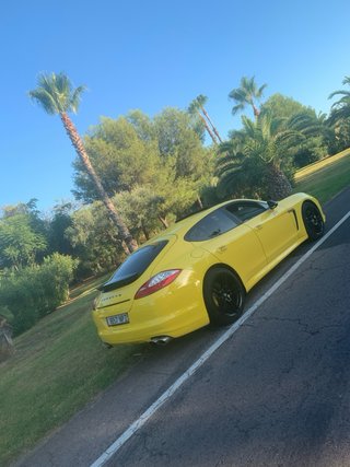 Porsche Panamera 4S 2010