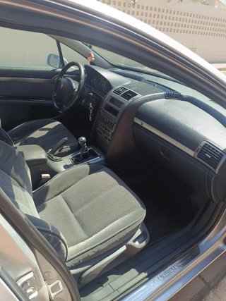 Peugeot 407 2004