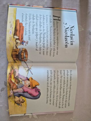 Libro con varios Cuentos para niños de 5 años