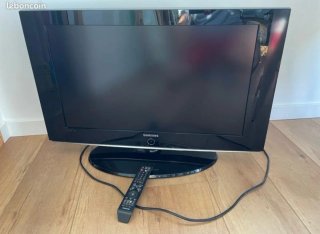Televisión Samsung Negra de 32 pulgadas