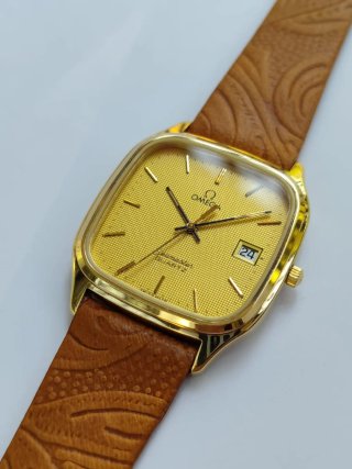 Omega Seamaster Quartz Dorado