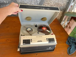 Magnetófono Grundig TK 27L