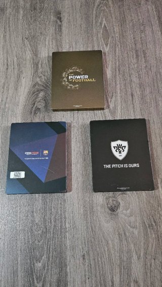 Lote 13 Steelbooks FIFA y Pro Evolution Soccer