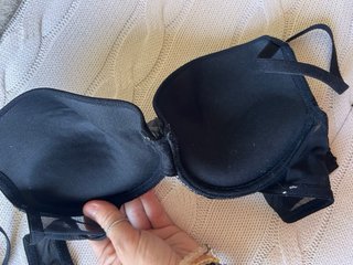 Conjunto sujetador y tanga negro encaje
