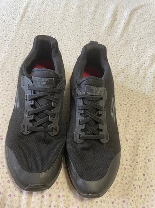 Tenis Skechers Negros