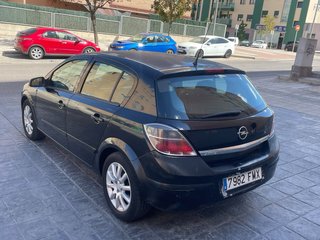 Opel Astra 2007
