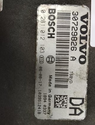781 0281012103 centralita motor uce volvo xc90