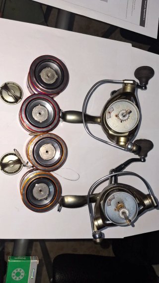 Canne da pesca Zun Zun con mulinelli