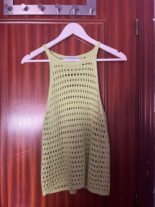 Top Stradivarius verde lima M