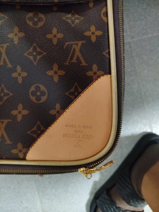 Maleta Louis Vuitton Beige