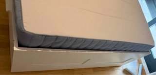 Cama Ikea Brimnes 4 cajones (140x200)