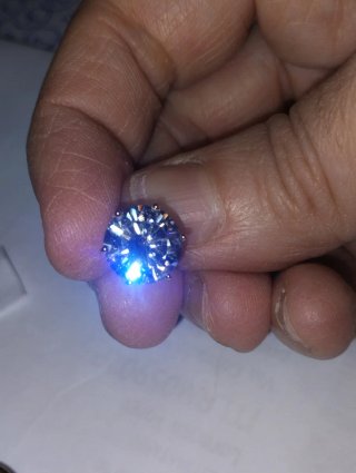 B645 Orecchini punto luce 10mm acciaio  oro uomo