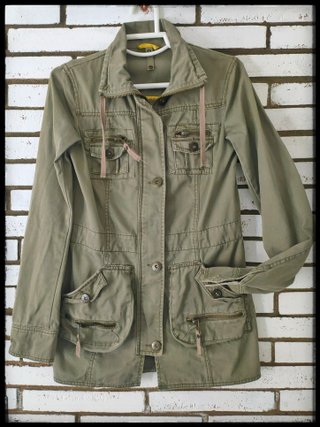Chaqueta talla S BERSHKA
