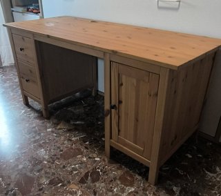 Escritorio de madera