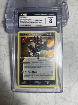 Carta Pokémon Greninja SWSH144 CGC 8 NM/MINT