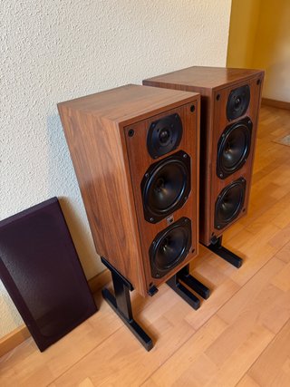 Altavoces B&W Madera