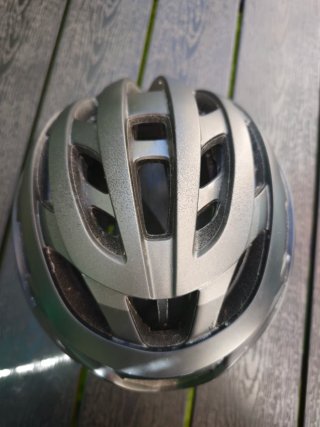 Casco Giro Helios Spherical