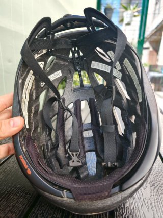 Casco Giro Helios Spherical