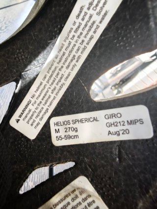 Casco Giro Helios Spherical