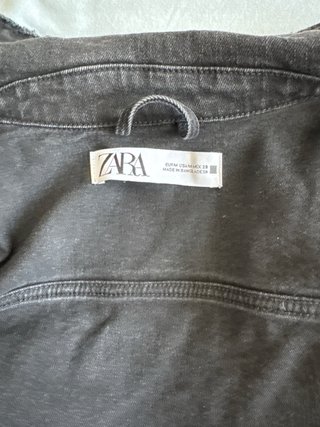 Cazadora vaquera Zara negra Talla M