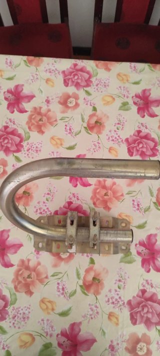 Tubo para antena parabólica