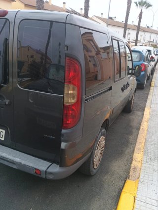 FIAT Doblò 2005