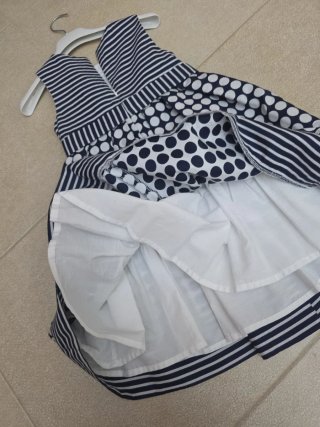 Abito Mayoral bimba 7 anni bianco e blu