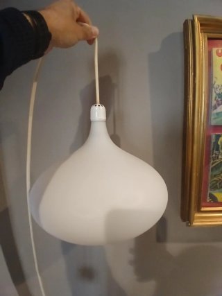 Lampadario vetro opalino anni '60