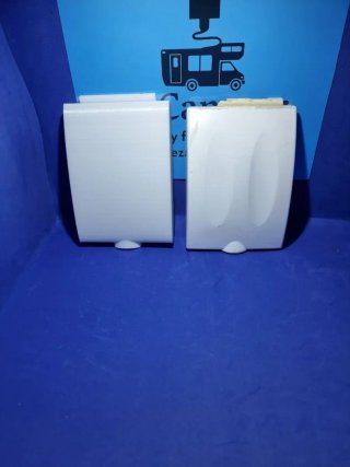 Tapa enchufe caravana y autocaravana