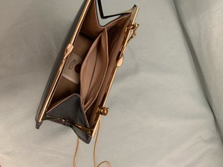 Elegante bolso de señora azul y dorado