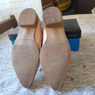 ZAPATOS MARYPAZ  CORDONES BEIGE N°38 POCO USADOS