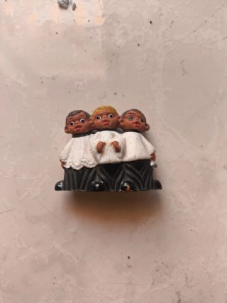 Figuritas de barro coro niños