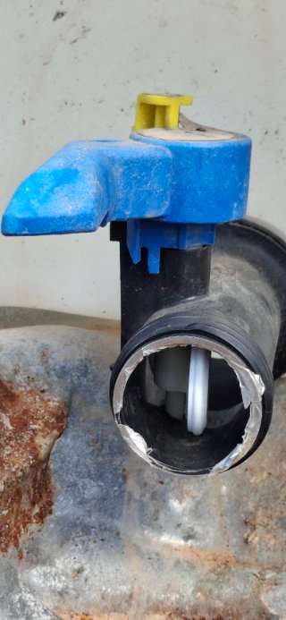 Depósito agua 1000L con jaula protectora