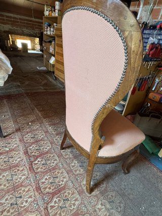 Coppia di sedie imbottite in legno