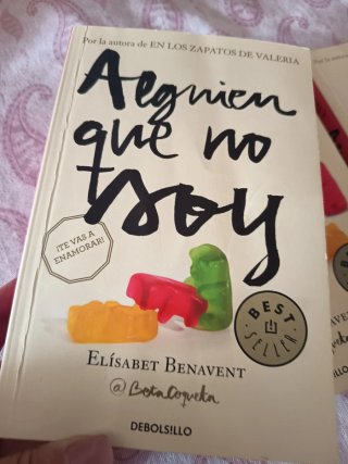 Alguien que no soy Alguien como tú Alguien como yo