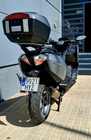 BMW C650 GT Maxi Scooter Plata