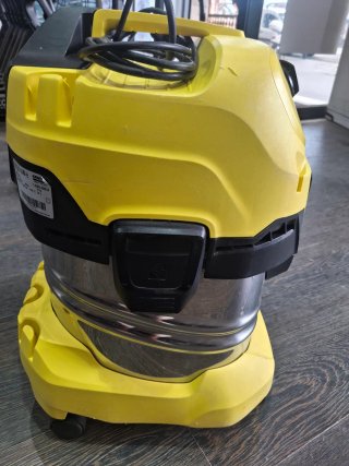 Aspiradora Kärcher WD 4 S